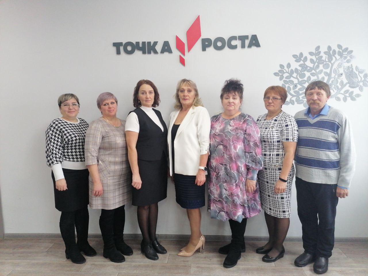 Фотография школы.